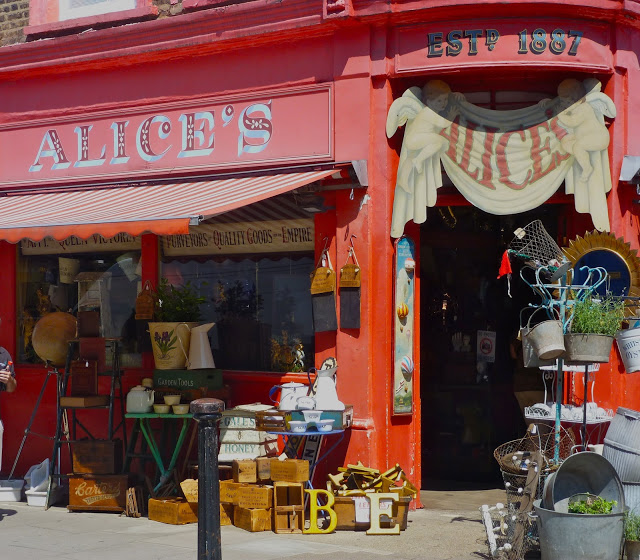 Alice's Notting Hill