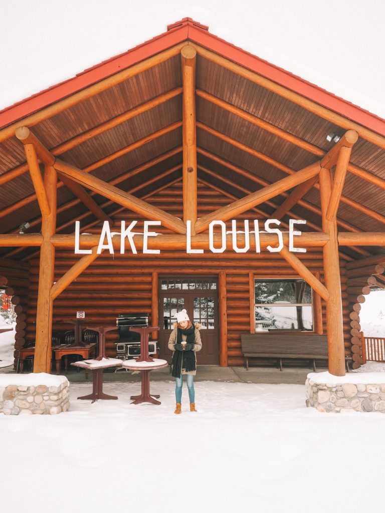 Lake Louise | World of Wanderlust